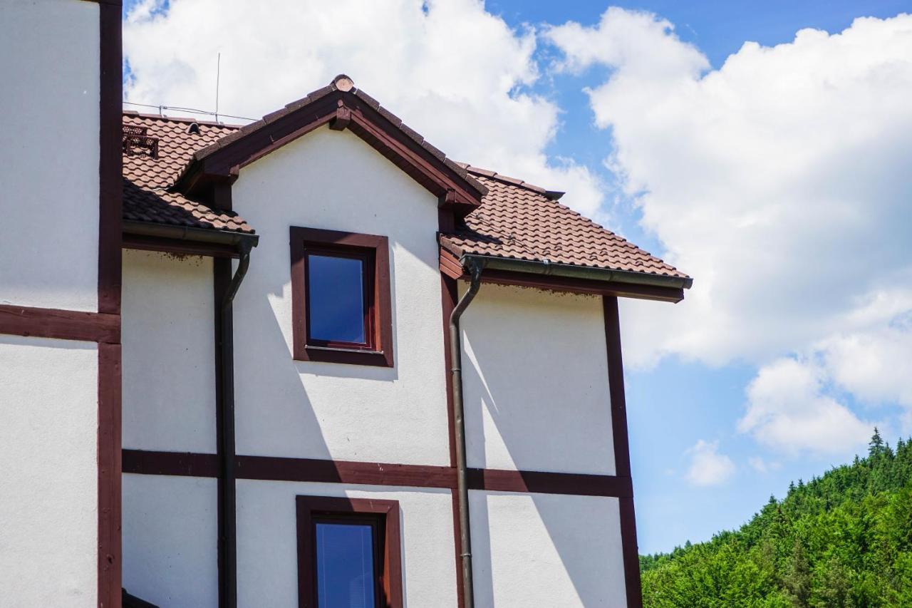 Apartmány GOLF&SKI Valča Exterior foto