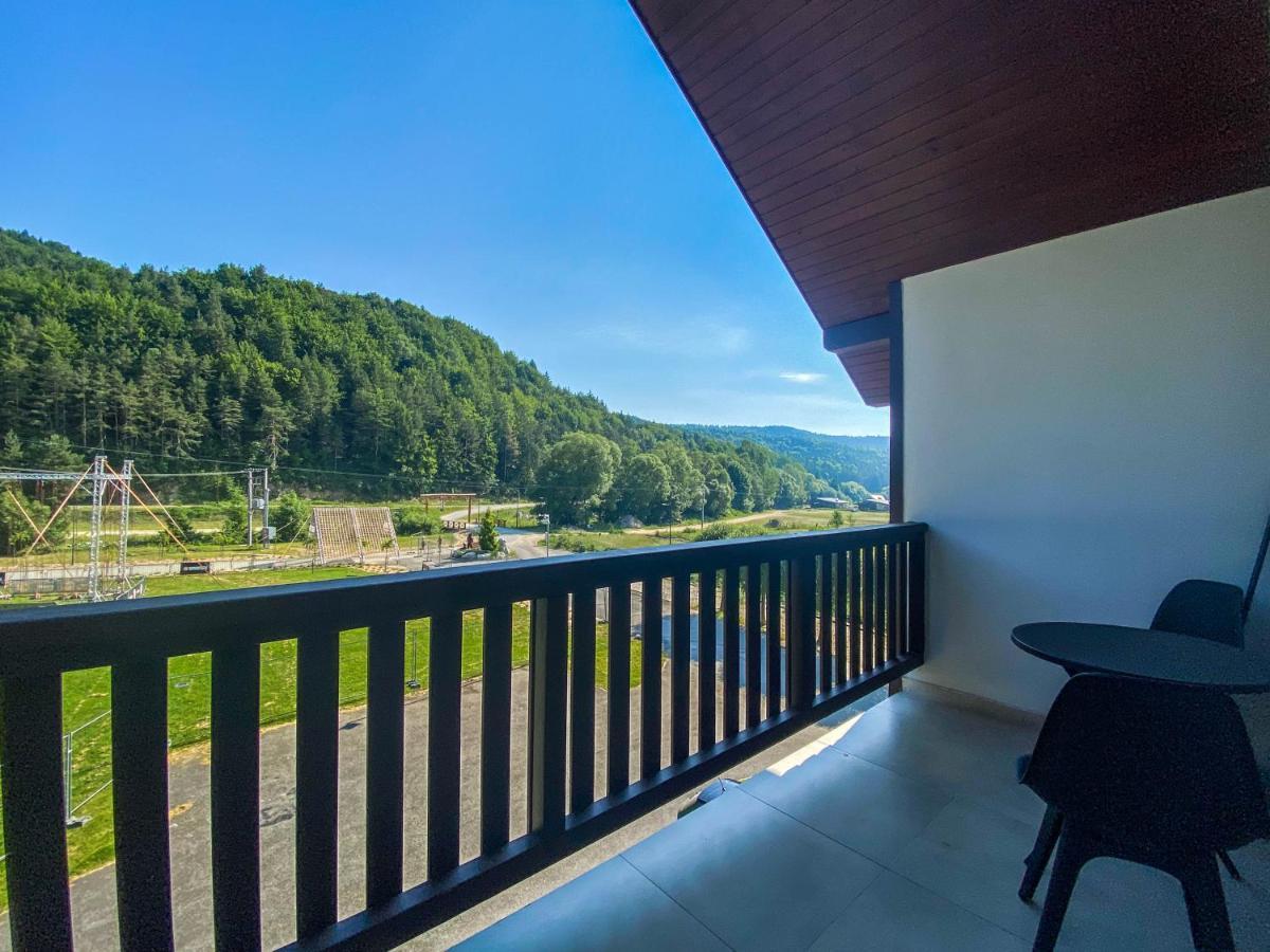 Apartmány GOLF&SKI Valča Exterior foto