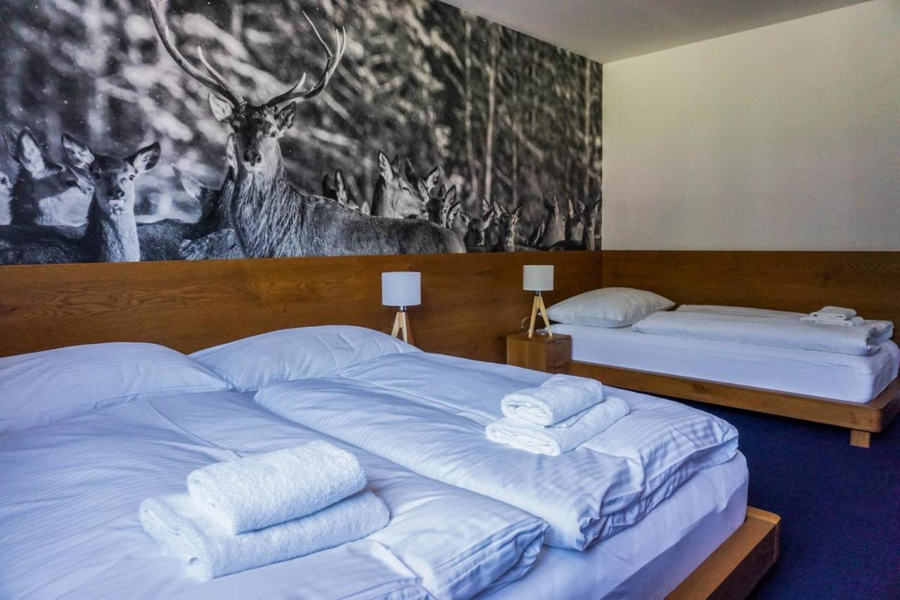 Apartmány GOLF&SKI Valča Exterior foto