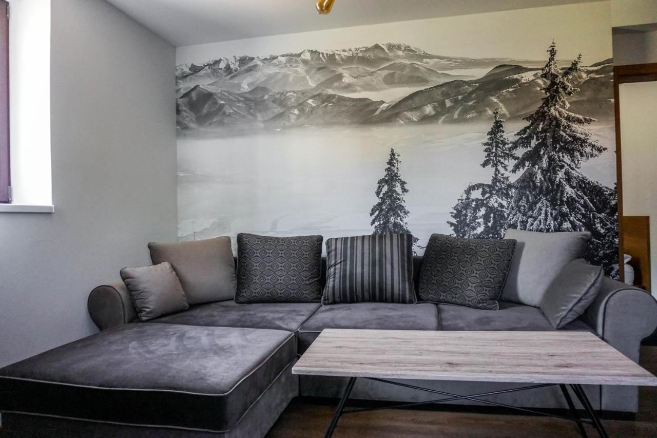 Apartmány GOLF&SKI Valča Exterior foto